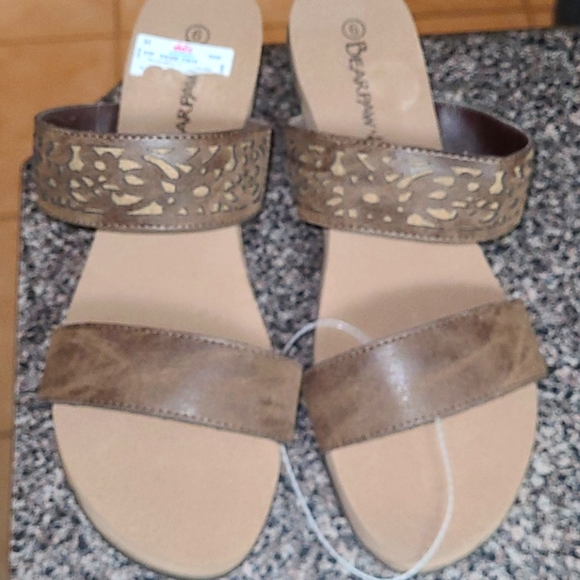 BearPaw Shoes - Slip on wedge sandals